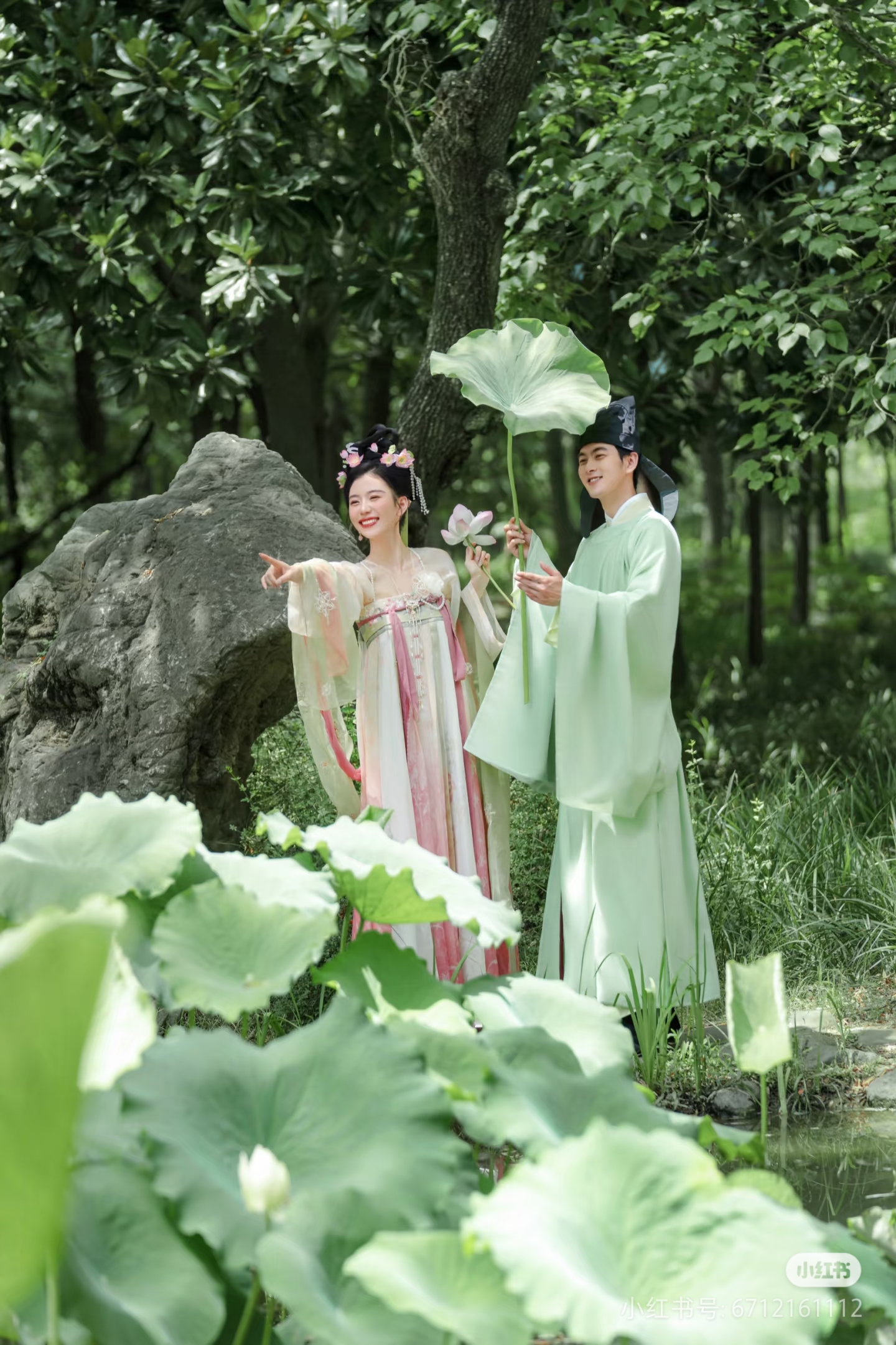 古装 荷花