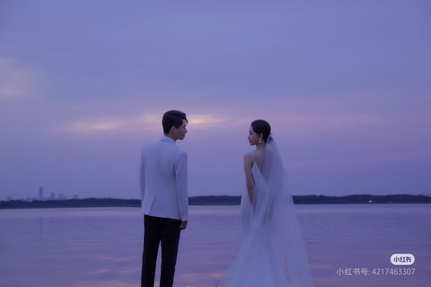 素材 夕阳婚纱