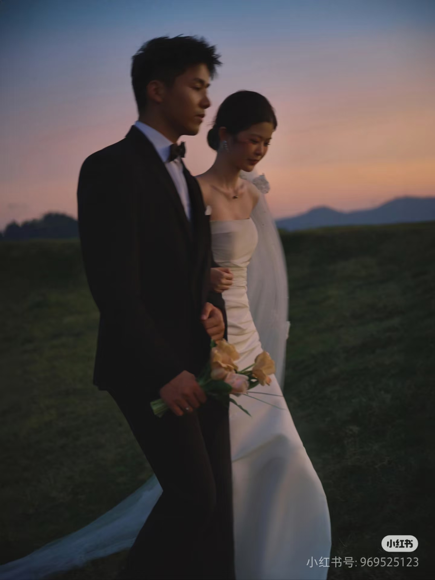 素材 夕阳婚纱